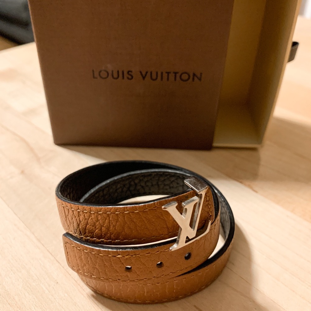LOUIS VUITTON mens reversible leather bracelet